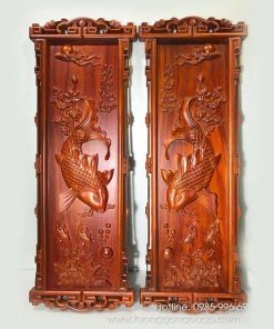 Tranh cá chép Lý Ngư Vọng Nguyệt gỗ hương 110x40cm